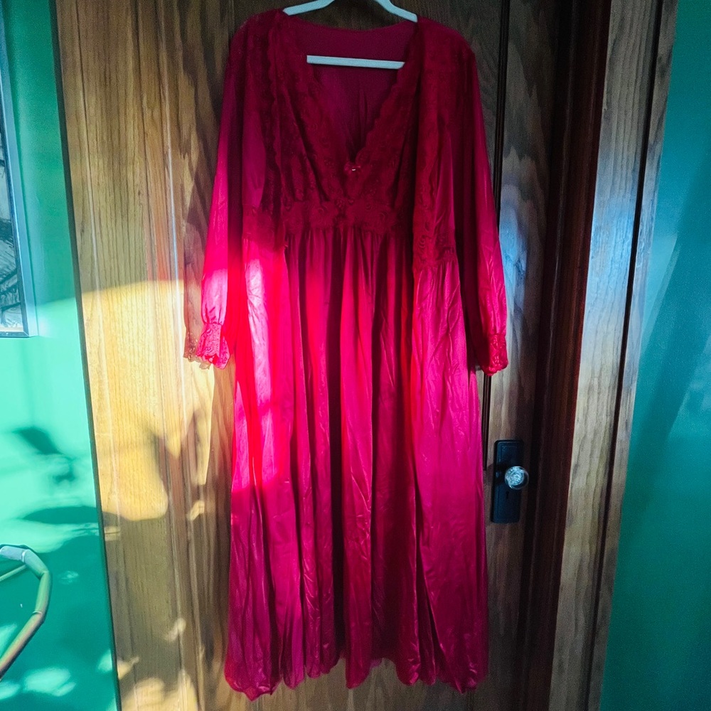 Vintage Retro Cherry Red Nightgown Slip Dress & Robe
